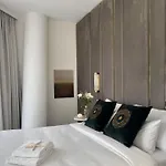 Wave & 4*