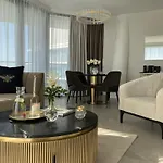 Wave & Lejlighedshotel