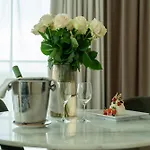 Wave & Aparthotel 4*