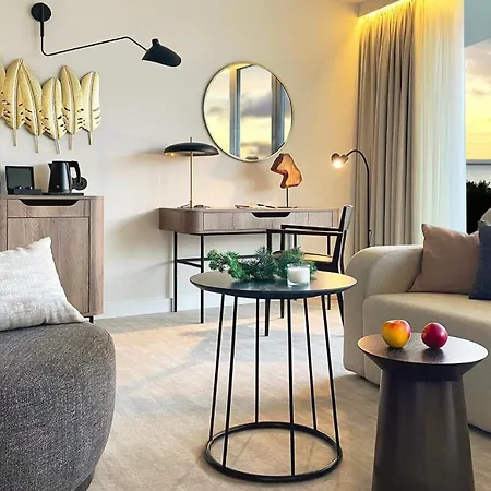 Wave & Aparthotel 4*