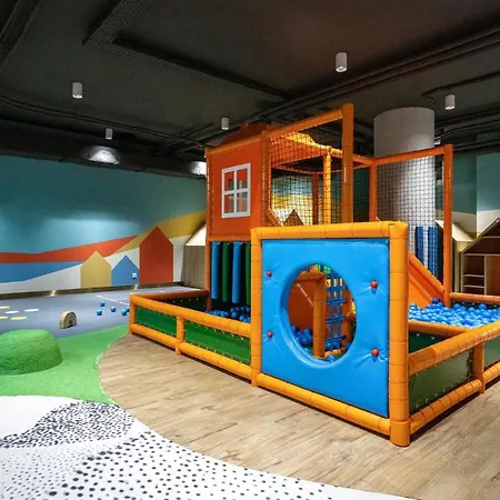 Aparthotel Wave & 4*