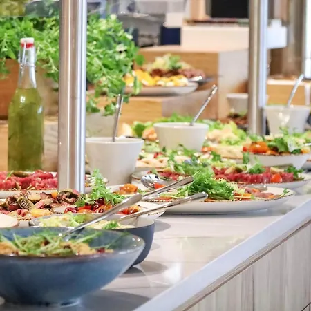 Aparthotel Wave & 4*