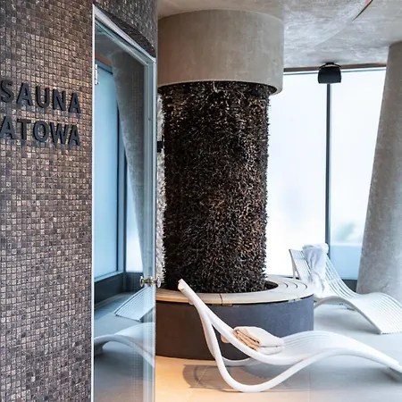 Aparthotel Wave & 4*