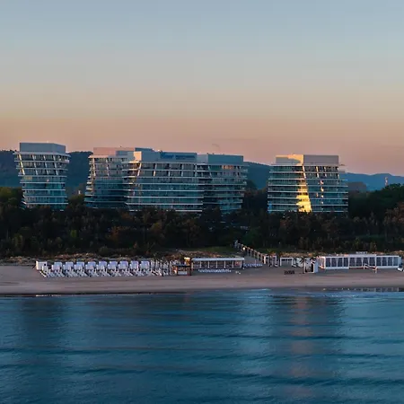 Wave & Aparthotel 4*