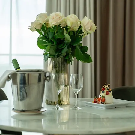 Wave & Aparthotel 4*