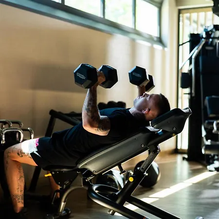 Aparthotel Wave & 4*