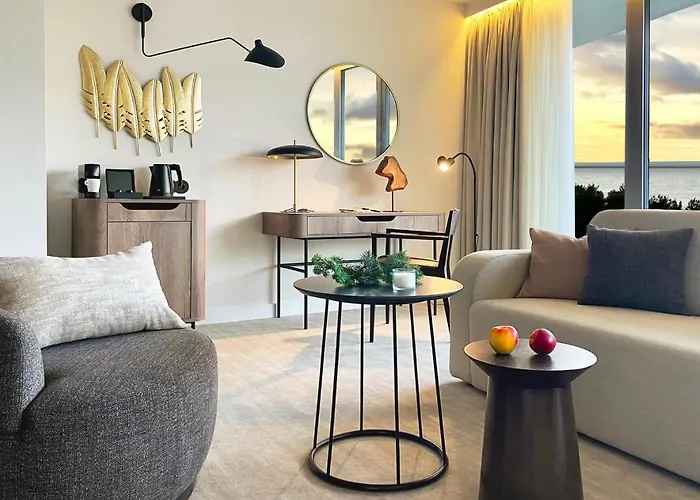 Wave & Aparthotel 4*