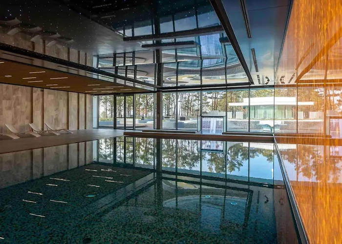 Wave & Aparthotel 4*