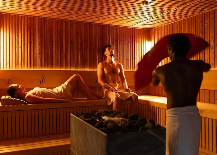 Wave & Aparthotel 4*